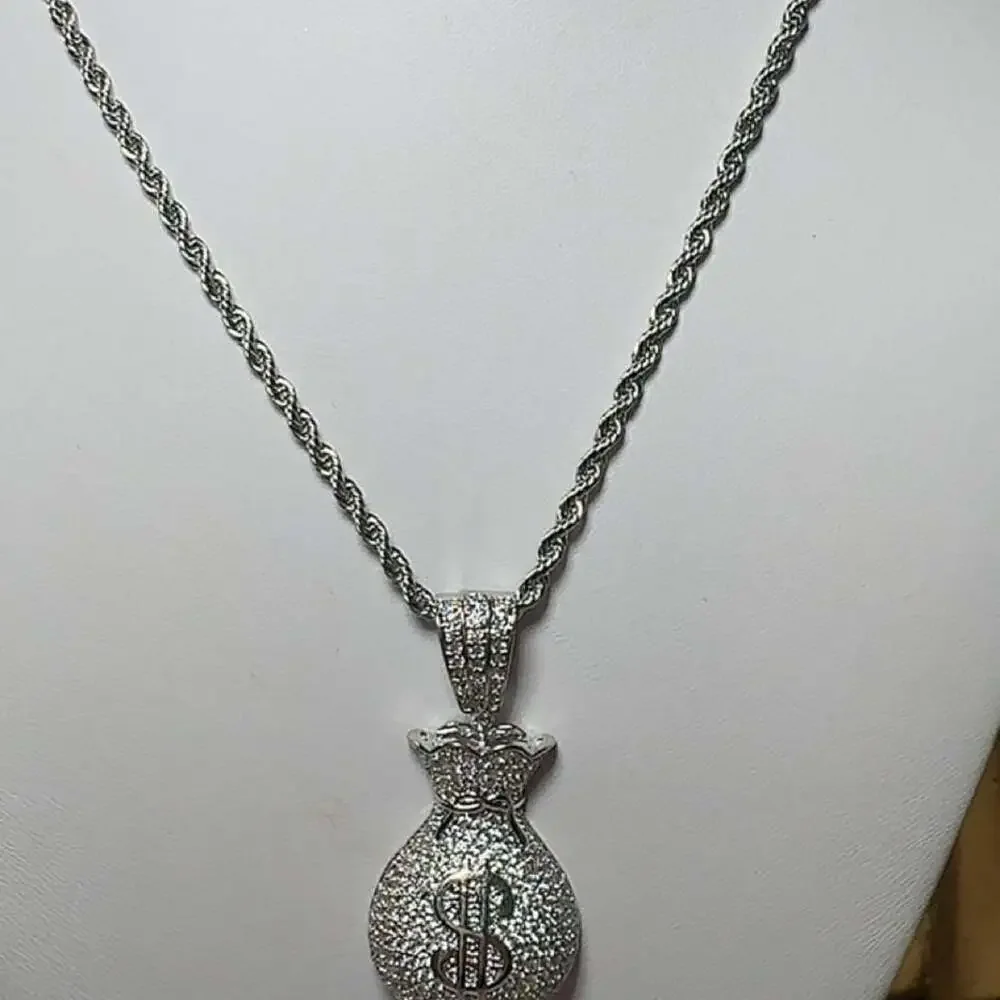 Silver Money Bag Necklace With 7 Ca 6